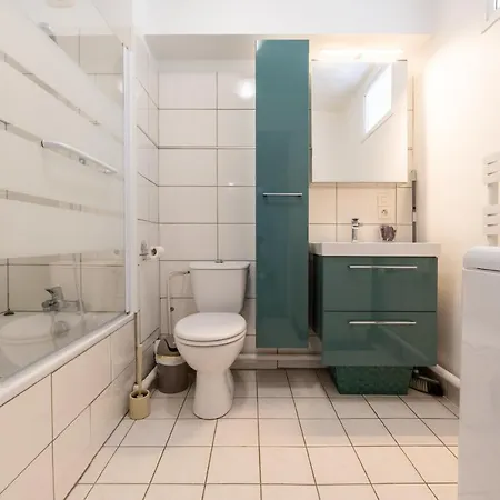 Beautiful T2 - Parking And Close To The Centre And Apartment Annecy
